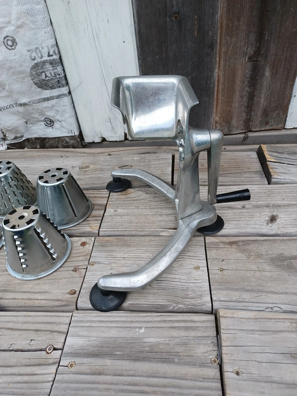 Vtg Betsy Ross Manual Rotary Vegetable Grater/ ProcesorFood -Silver
